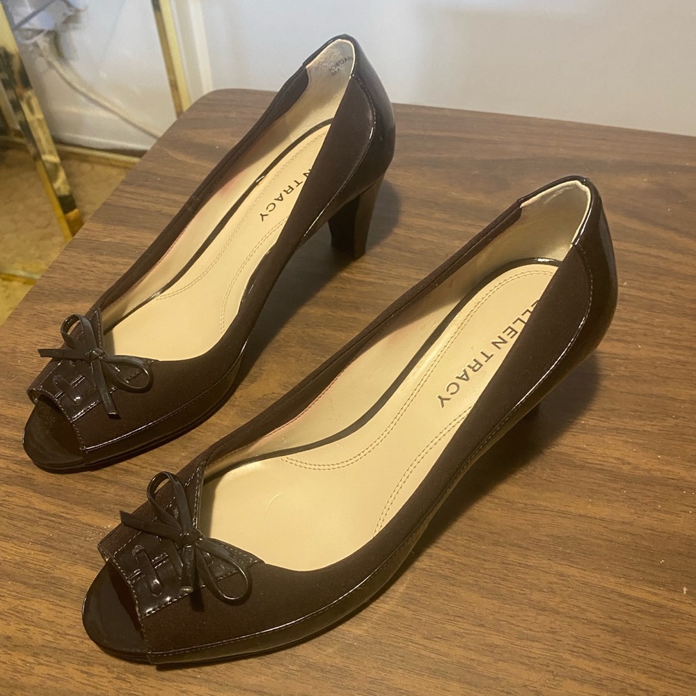 Ellen Tracy Black Block Heel Pumps 8M